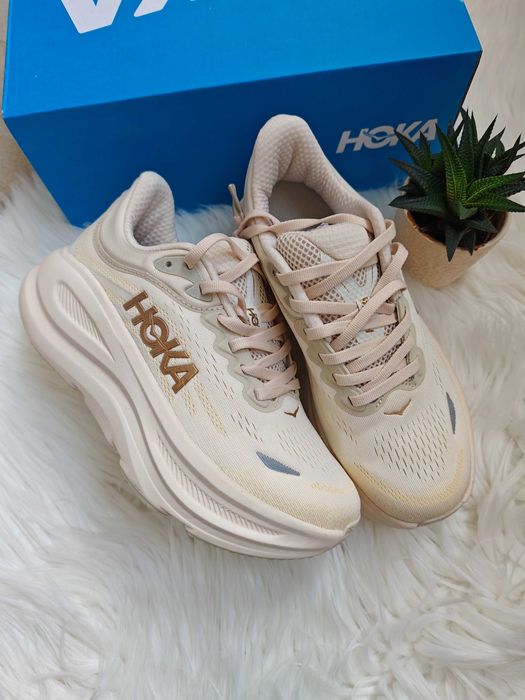 HOKA Bondi 9 Vanilla/Birch VCH | EU 36 / EU 37⅓ / EU 38 / EU 39⅓ / EU 40⅔