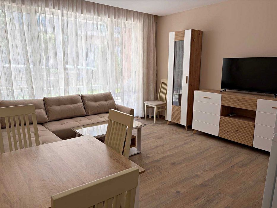 Продава се Двустаен апартамент в к.к. Елените - 61 кв.м за 1246 €/кв.м - Снимка #1