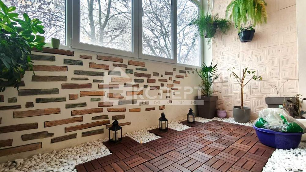 Продава се Тристаен апартамент в Пловдив, Кючук Париж - 86 кв.м за 1902 €/кв.м - Снимка #15