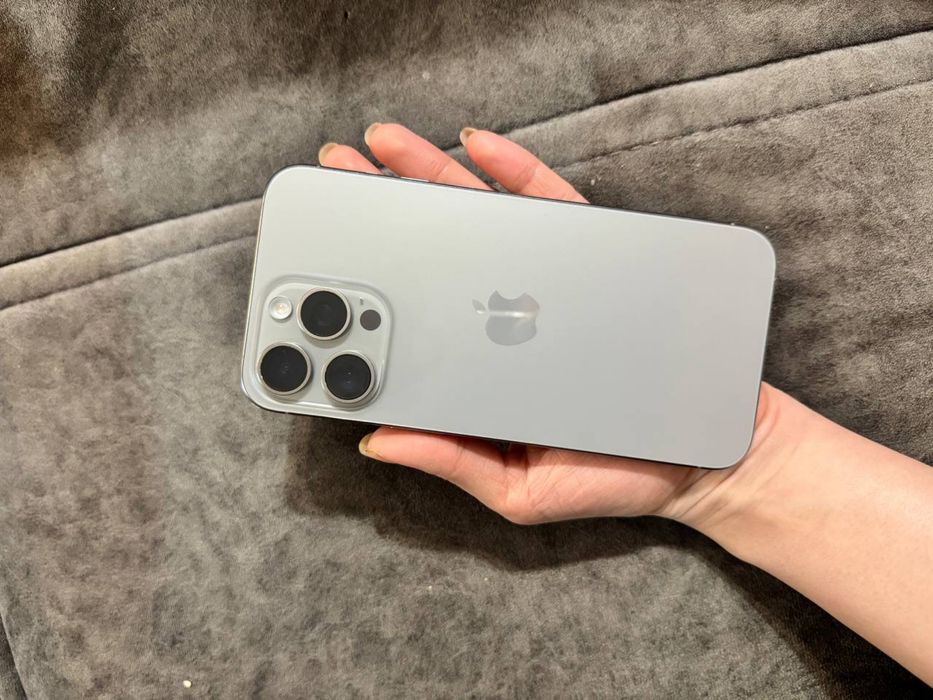 Iphone 15 pro…..