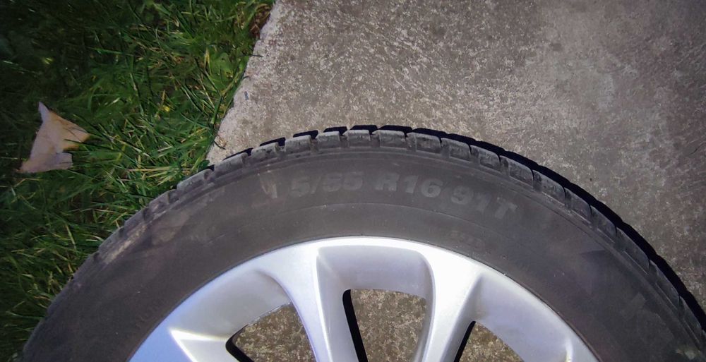Комплект 16” алуминиеви джанти Audi + зимни гуми 205/55 R16