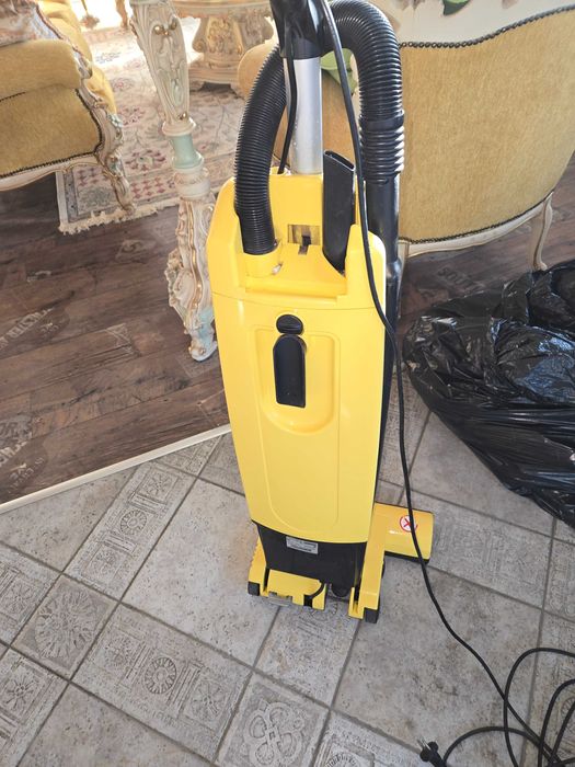 Прахосмукачка Kartcher professional CV 32/2