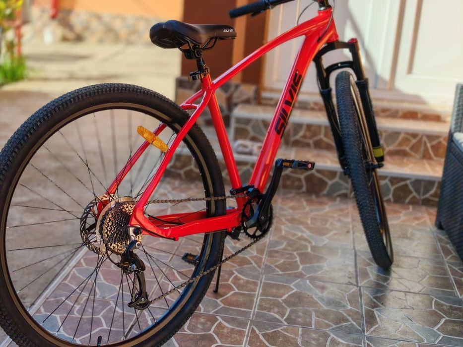 Bicicletă mountain bike