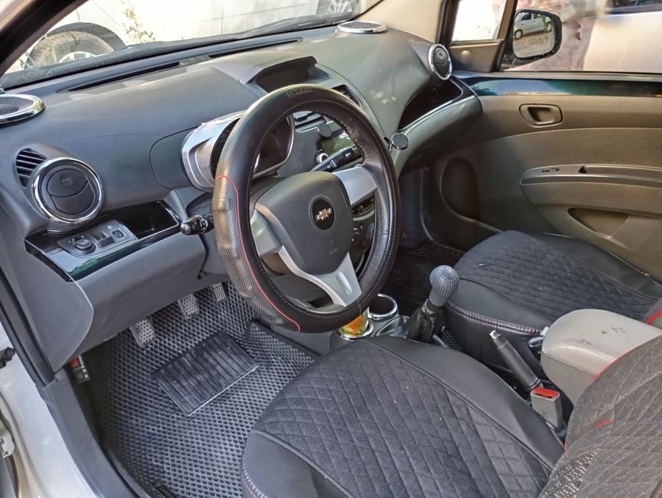 Ок Спарк сотилади 2020 йил  3 позиция M/T. Тозза