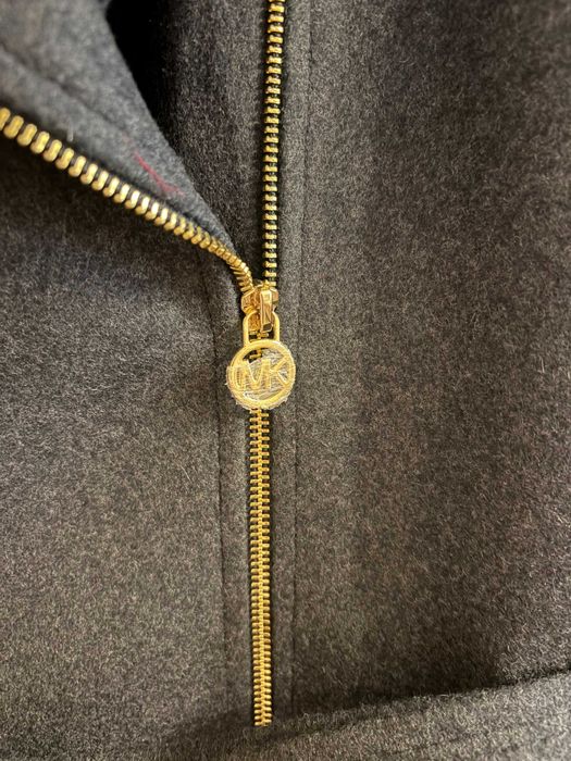 Продам пальто MICHAEL KORS новое
