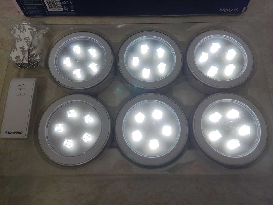 Set Blaupunkt 6 spoturi led fara fir cu telecomanda