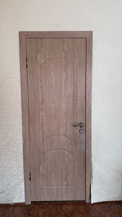 продам межкомнатные двери