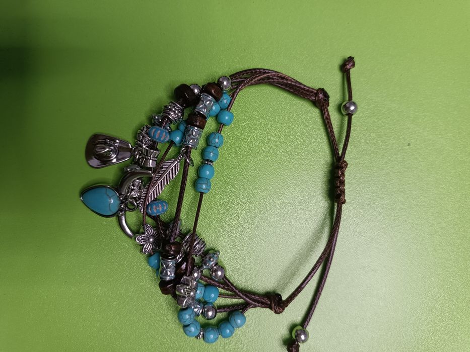 Бомбически модный мужской браслет