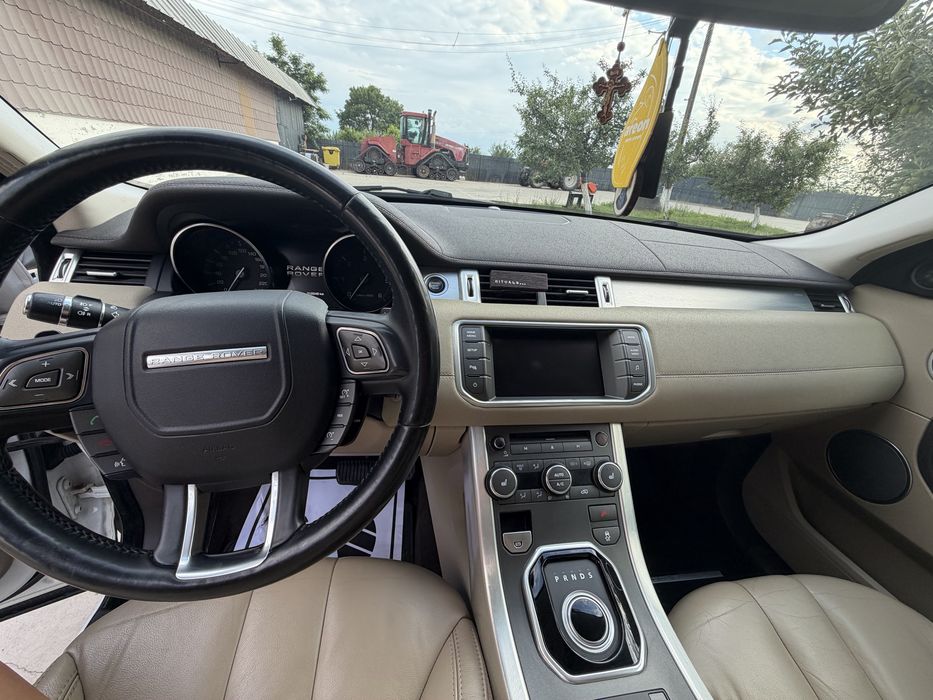 Range rover evoque