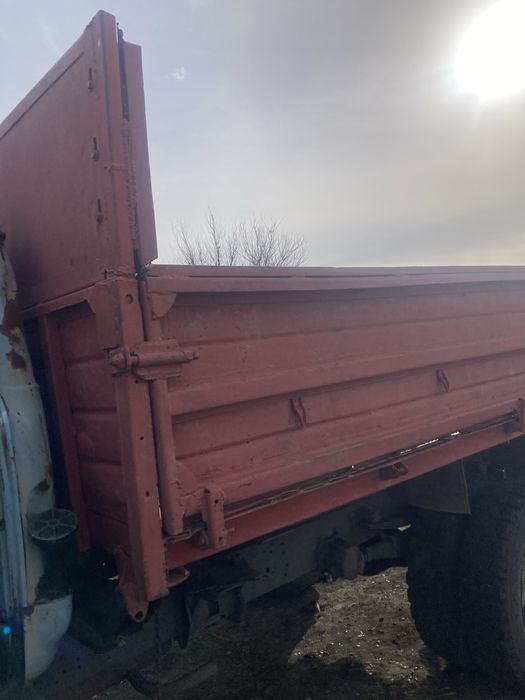 Без кузова  на Газ 53
