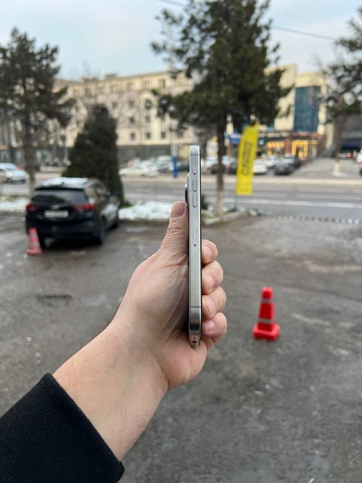 Phone 15 pro max 90% yomkst ideal