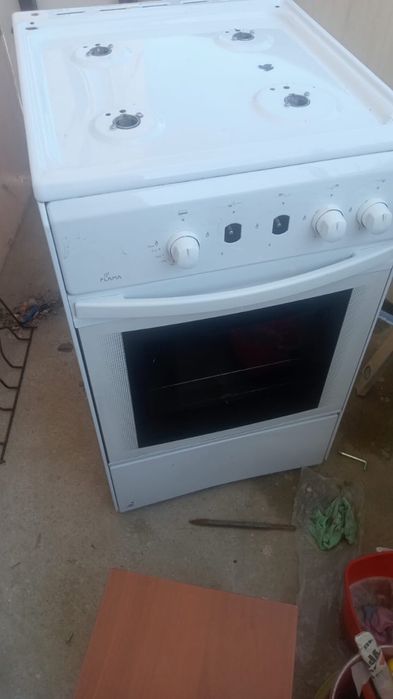 Продается газ плита Flama