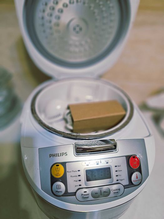 Aparat multicooker Philips nou