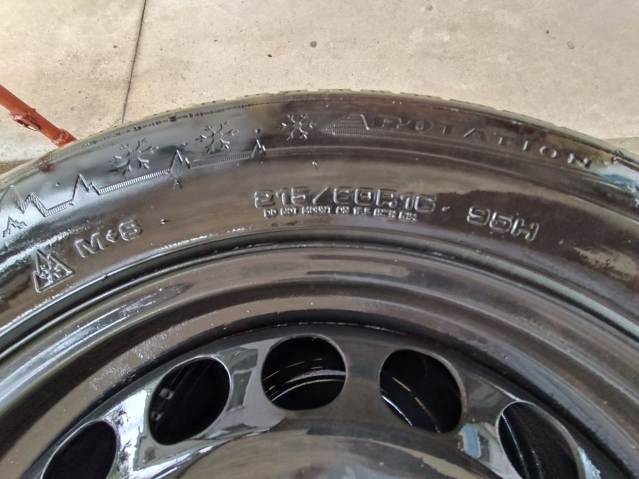 Всесезонни гуми  215/60/R 16