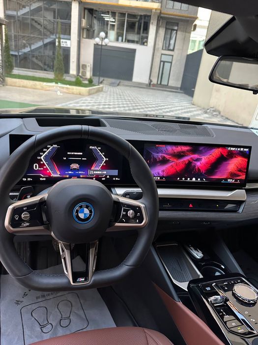 Bmw i5 50L full v tashkente