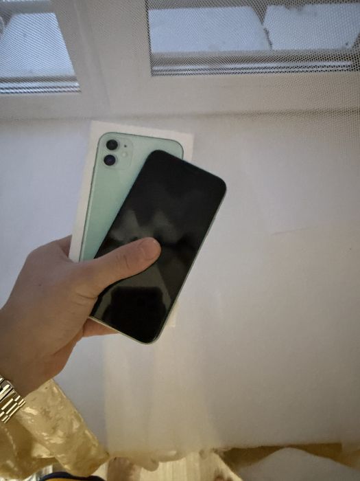 Iphone 11 продам 2  можно отдельно