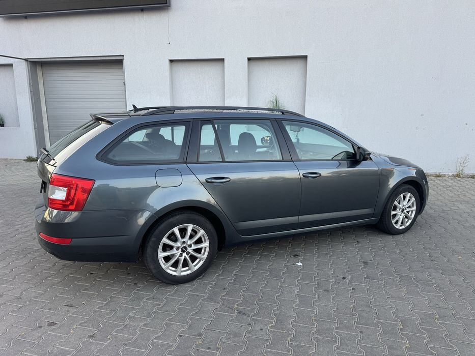 Vând Skoda Octavia