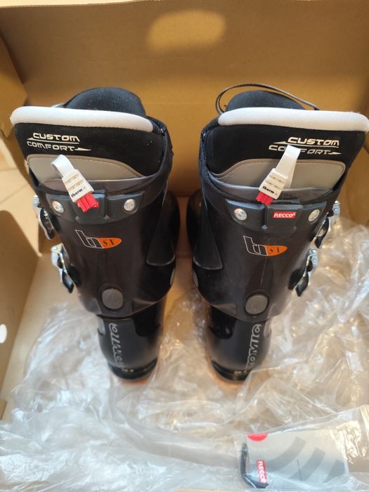 Ски обувки Atomic