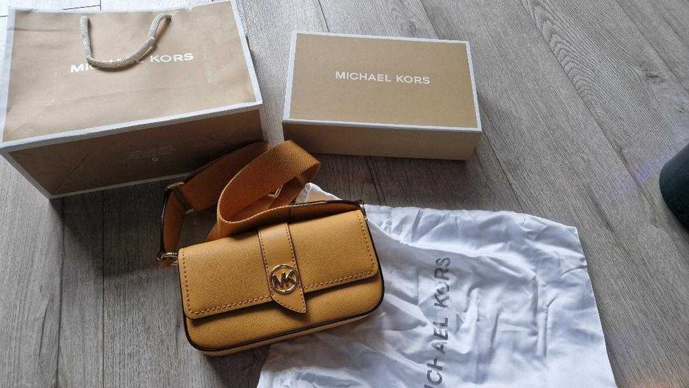 Geanta noua originala piele Michael Kors Greenwich Golden Rod