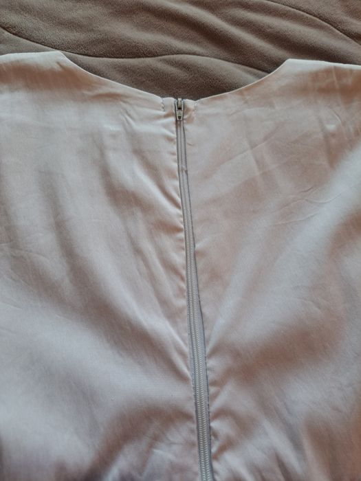 Свежа и елегантна рокля от Lucy fashion