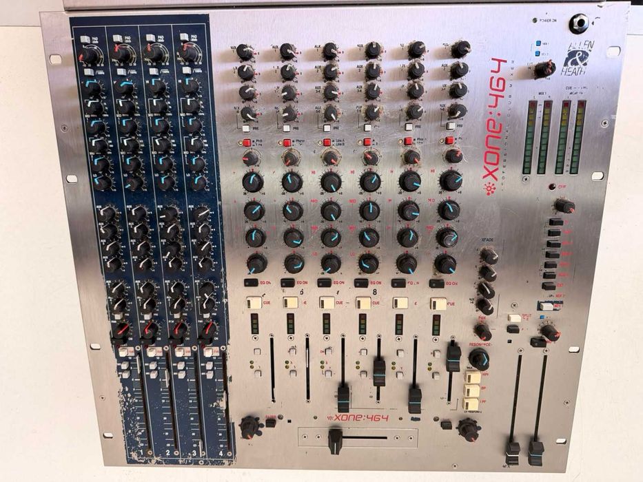 Mixer Profesional Allen & Heath Xone:464 – Made in UK – Netestat / Defect / Piese