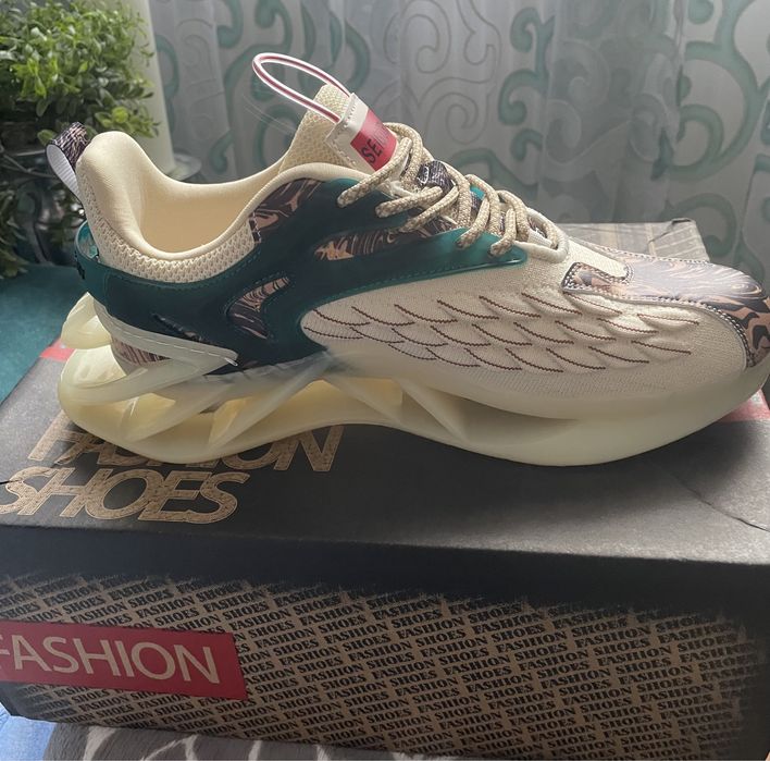 Vand adidași noi Fashion mărimea 41