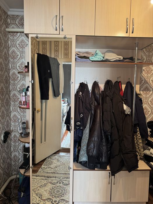 Прихожка б/у в отличном состоянии