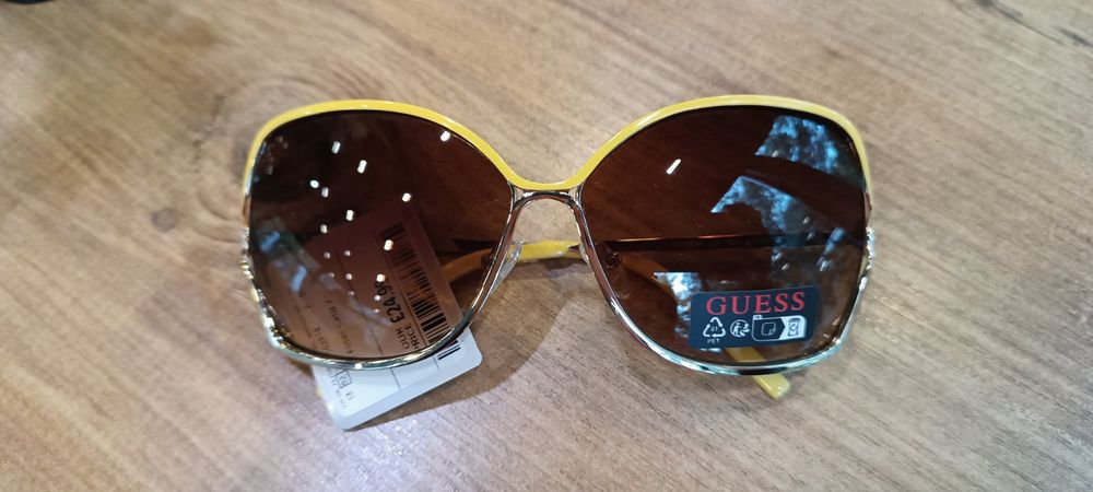 Слънчеви очила Guess