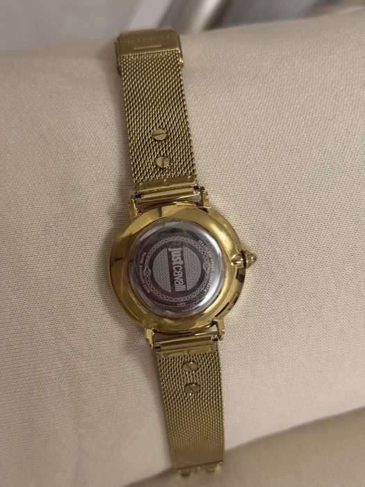 Оригинален часовник just cavalli