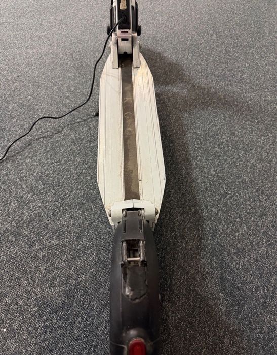 Vand trotineta electrica kugo s1