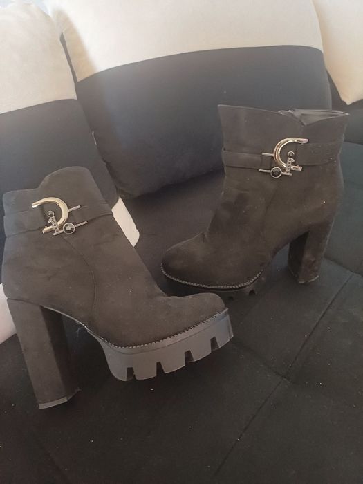 Дамски боти елегантни