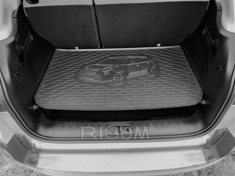 Гумени стелки и багажник FIAT 500L след 2012г.