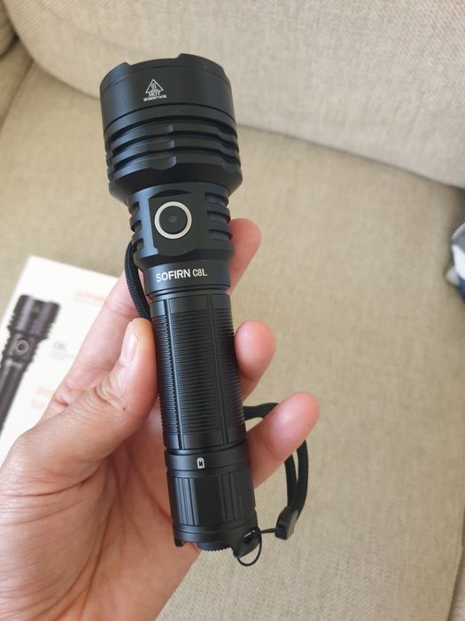 Sofirn C8L lanterna tactica