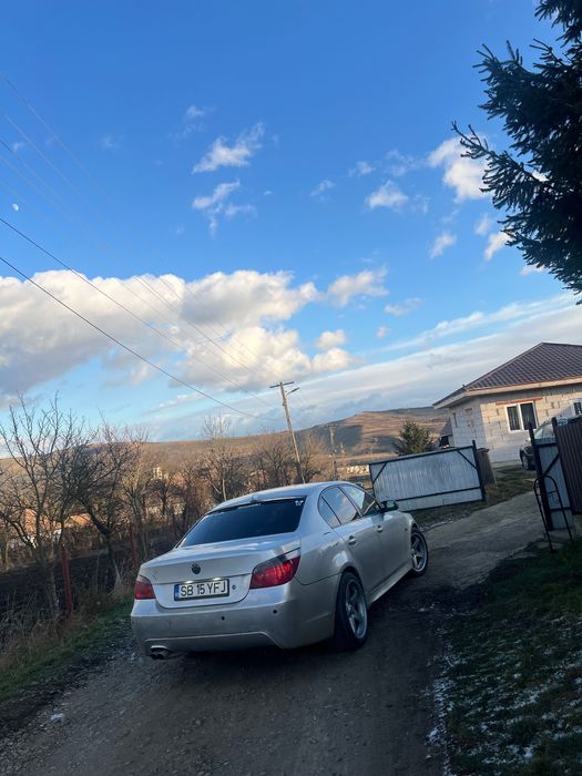 Vând schimb BMW e60 2.5 automat