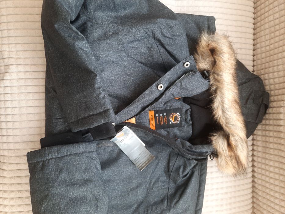 Дамска зимна шуба