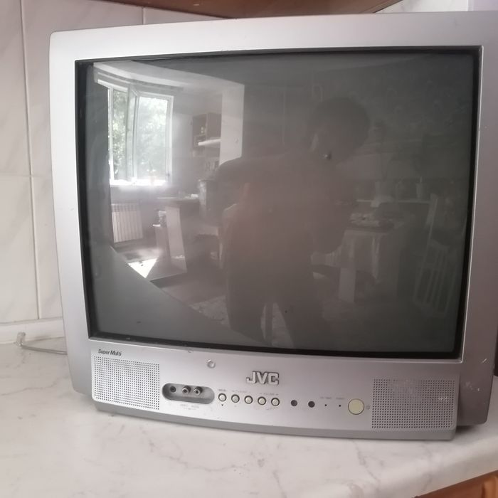 Телевизор JVC Серебристый. 5000тг