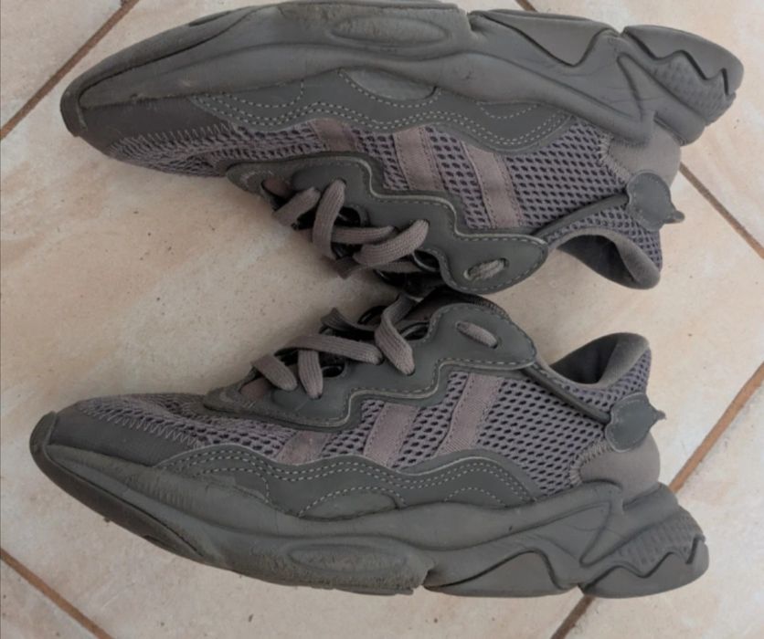 Adidași Adidas ozweego 38.5