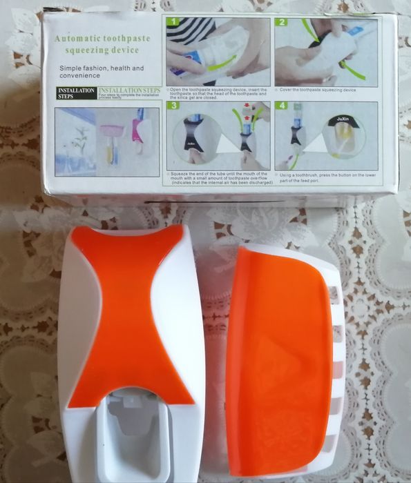 Продам диспенсер для зубной пасты