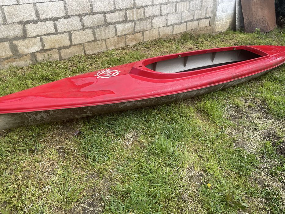 Каяк- лодка- запазена