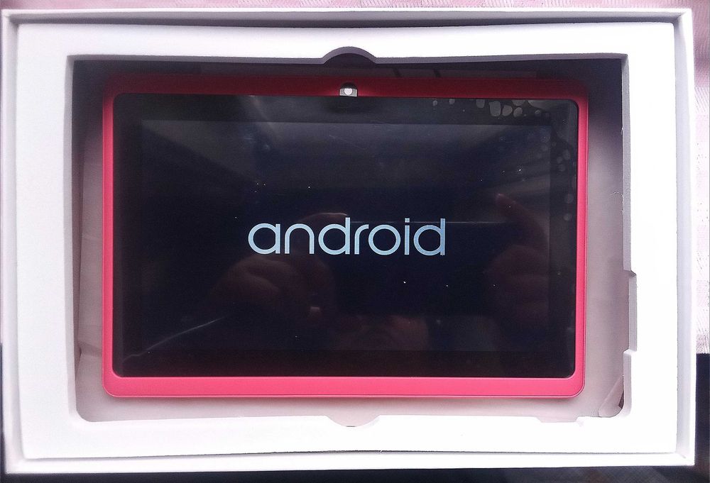 Нов. Таблет PC Android. Електронен четец.