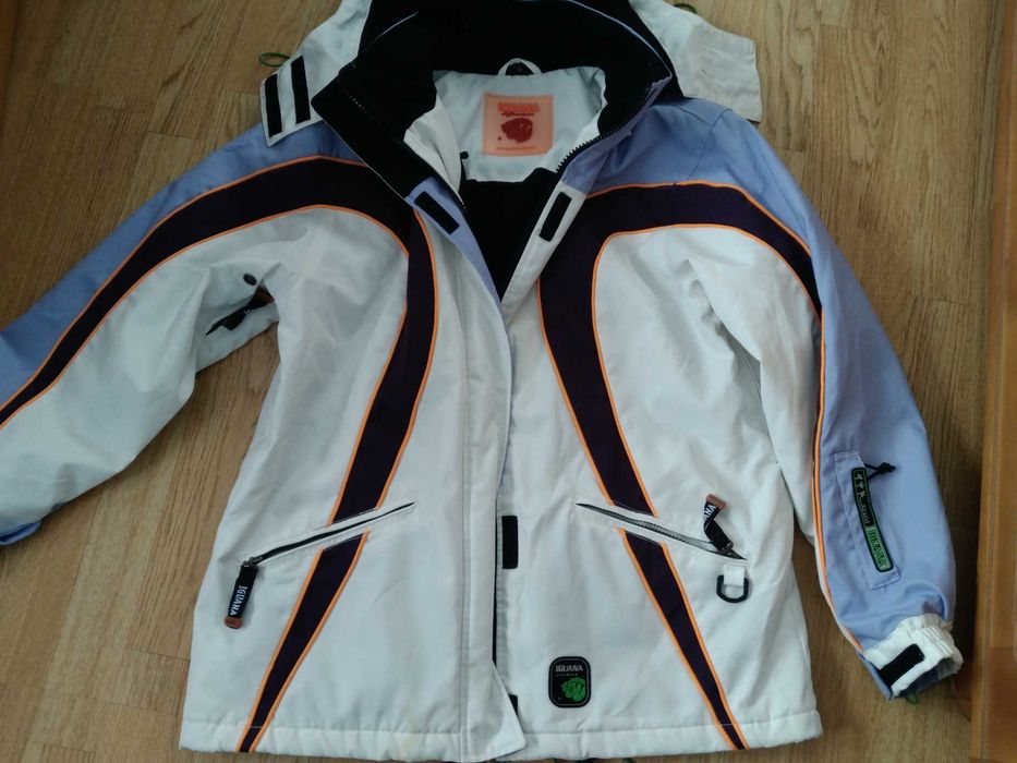 Куртка горнолыжная