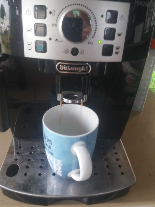 Expresor Delonghi Magnifica S