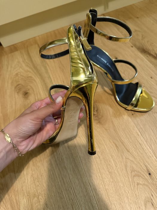 Sandale Giuseppe Zanotti