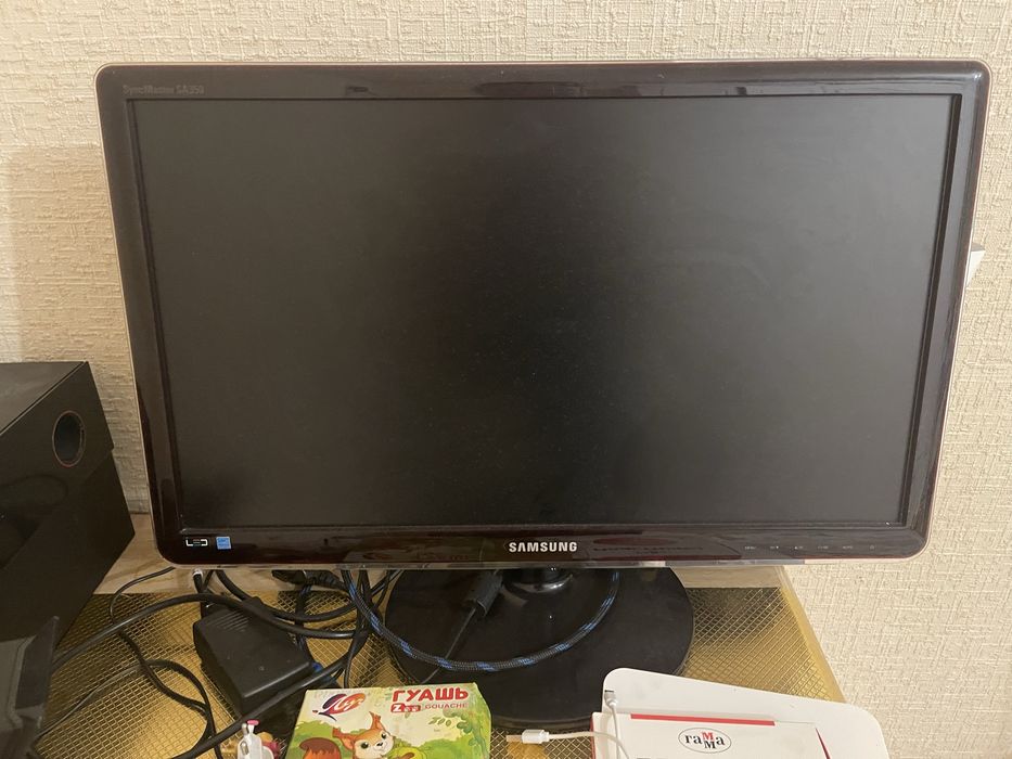 Монитор компьютерный