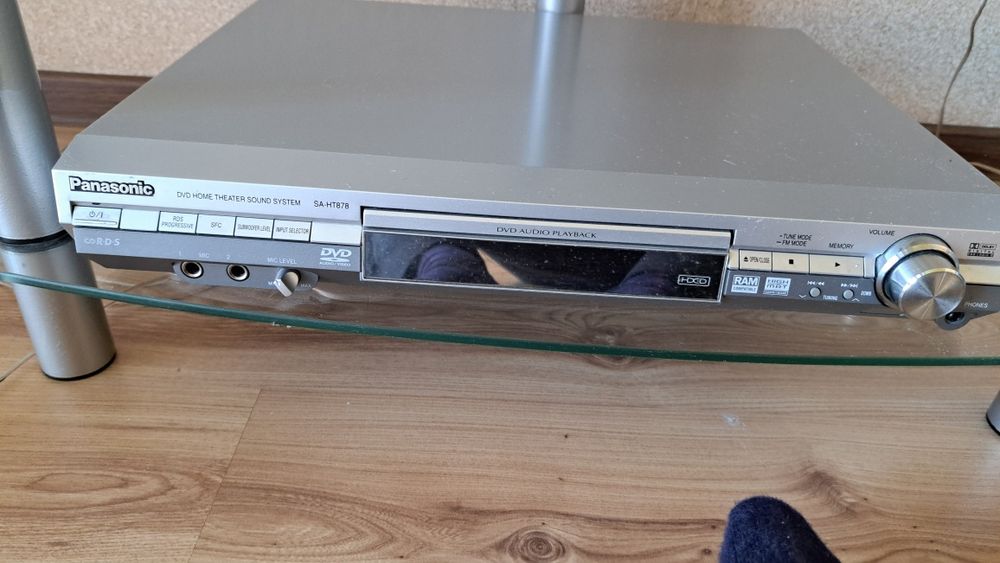 Музыкальный центр