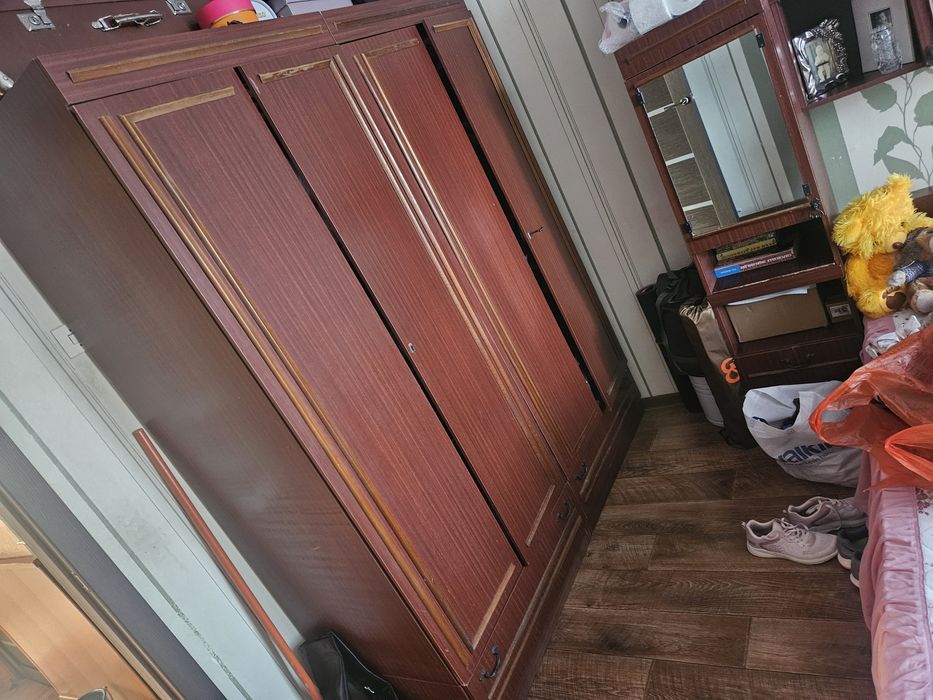 Спальный гарнитур