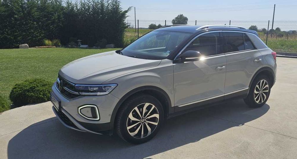 VW T-ROC 1.5 TSI DSG | 2022 | 38 900 км | КАТО НОВ