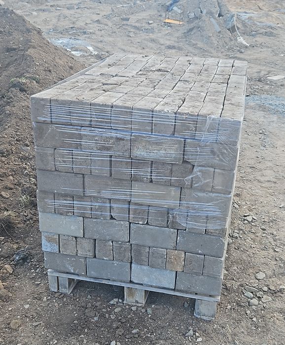 Брусчатка б/у серого цвета