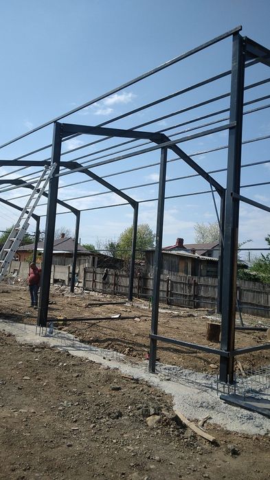 Vând hale si structuri metalice.
Acestea sunt pe diferite dimensiuni i