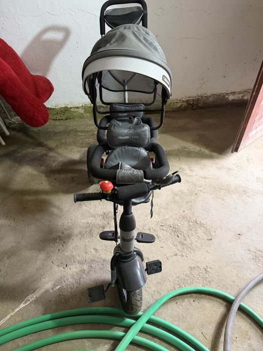 Tricicleta gemeni noua